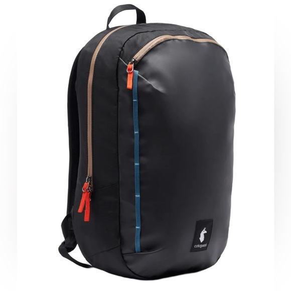 Vaya 18L Backpack - Cada Día - Black NWT - Picture 1 of 5